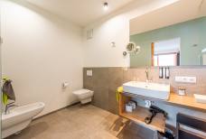 Hotel Saalerwirt - Bagno nell'appartamento accessibile 34