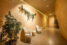 Thuniversum - Bagno all'ingresso