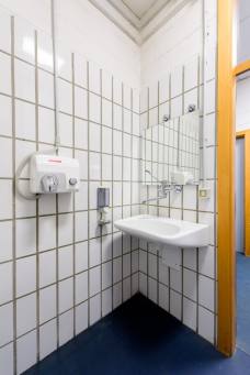 Palaghiaccio Meranarena - WC nello spogliatoio