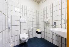 Palaghiaccio Meranarena - WC nello spogliatoio
