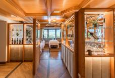 Weinegg - Ristorante e terrazzo 1 