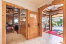 Bar Hotel Kristall