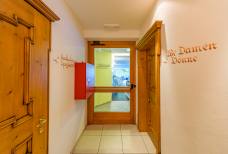Hotel Schwarzenbach - Toilette Hallenbad und Wellness Bereich