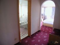 Schwarz Adler Turmhotel - Badezimmer