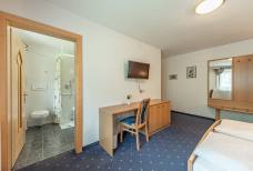 Alpenresidence - Bagno della camera accessibile 2