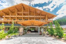 Percorso di accesso alla struttura principale Bad Moos Dolomites Spa Resort