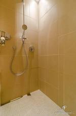 Alpenhotel Panorama: Barrierefreies Badezimmer