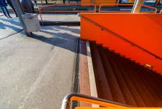 Bahnhof Meran: Treppen zur Unterführung