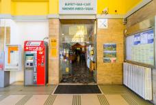 Bar und Tabaktrafik