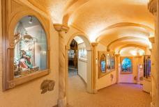 Museo dei presepi Maranatha -  Sala espositiva dei presepi nel seminterrato