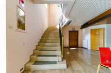 Filmclub Bolzano nel Kolpinghaus Brunico: Scala al piano superiore