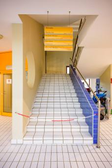 Hallenbad Bozen - Treppen