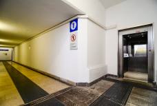 Stazione di Ora - Ascensore