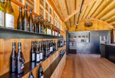 Eingang und Vinothek