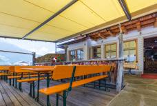 Terrasse und Garten
