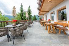 Mountain Sky Hotel Tratterhof - Rezeption und Bar