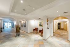 Falkensteinerhof Hotel & Spa - Piscina, relax e beauty