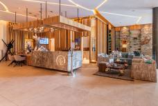 Golf Lodge - Reception & lounge