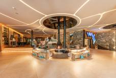 Golf Lodge - Reception & lounge