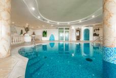 Hotel Bacherhof - Hallenbad, Ruheraum und Fitness