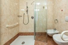 Hotel Alpin - Bagno camera 203