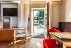 Hotel Sonnenhof - Rezeption und Lounge