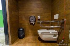 Hallenbad Balneum - WC Umkleidebereich Sauna