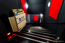 Odeon Kino Bruneck - Treppenlift zum Kinosaal 2